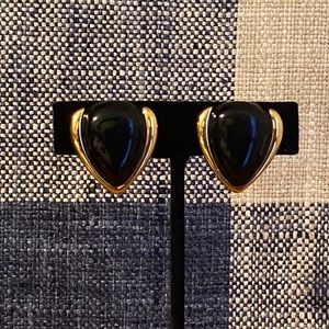 Vintage Napier Black & Gold Clip On Earrings